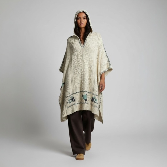 $500 NWT Free People x Anna Sui Limited Edition Yves Sweater Classic Knit Poncho - Picture 3 of 12